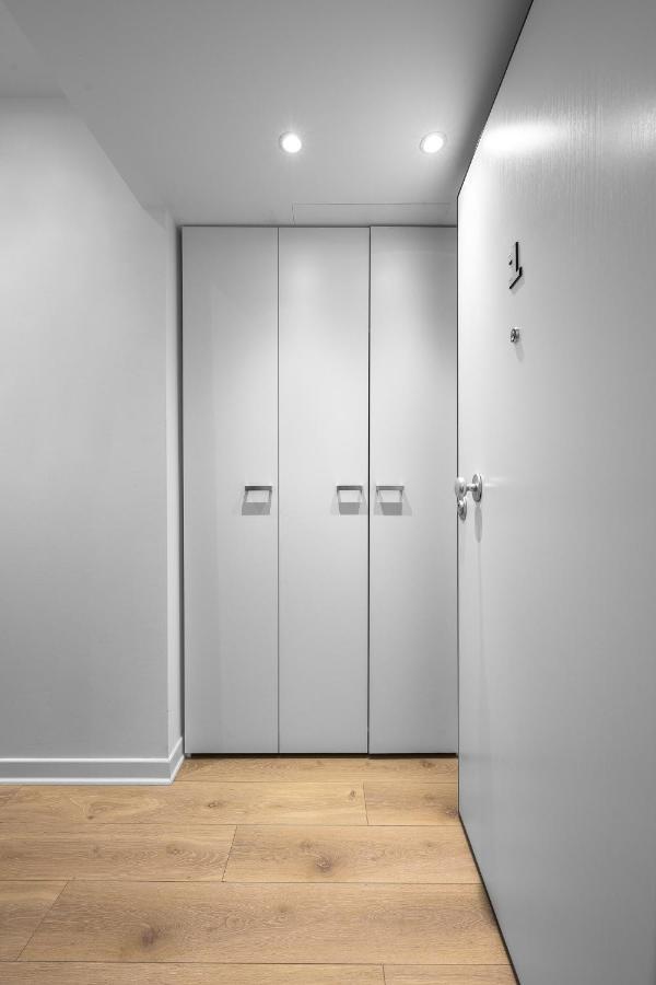 Nyma White Apartments, The Luxury Suites Thessalonique Extérieur photo
