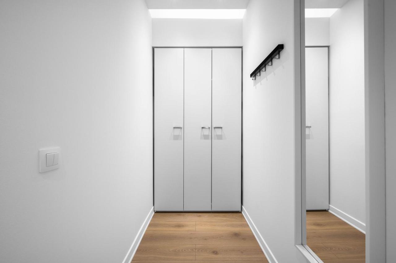 Nyma White Apartments, The Luxury Suites Thessalonique Extérieur photo