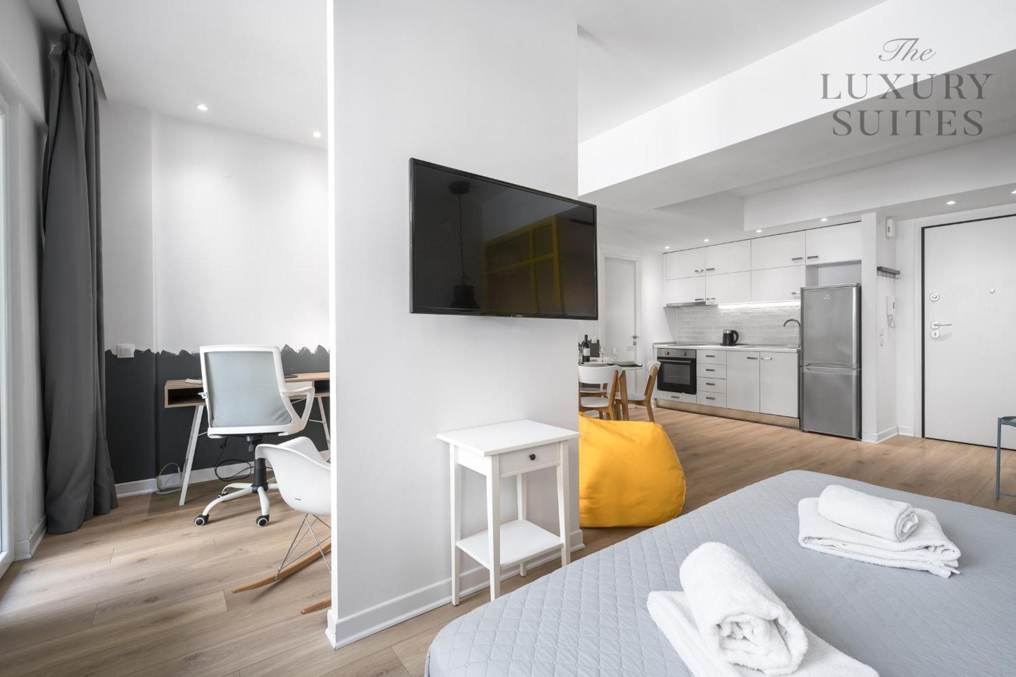 Nyma White Apartments, The Luxury Suites Thessalonique Extérieur photo